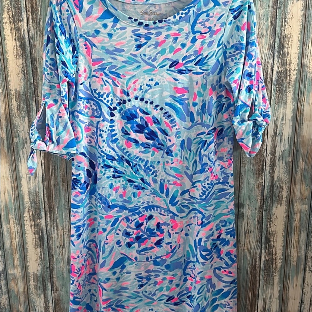 Lilly Pulitzer Dress Three Qtr Sleeve.